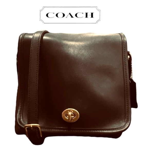 Coach Handbags - 🚨SOLD ON WHATNOT🚨Coach Vintage Companion Flap Crossbody Bag